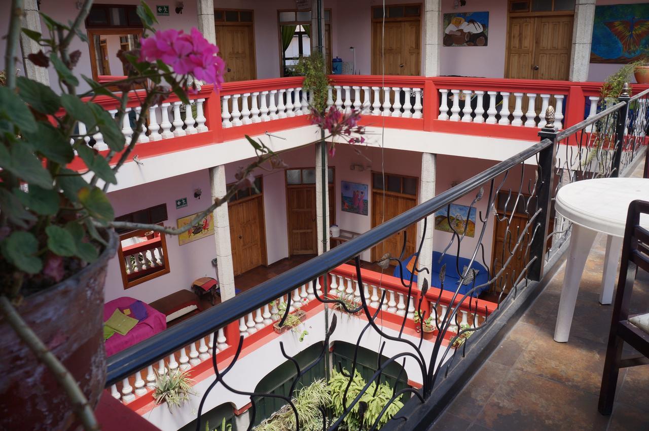 Hostal Quito Cultural Exterior photo